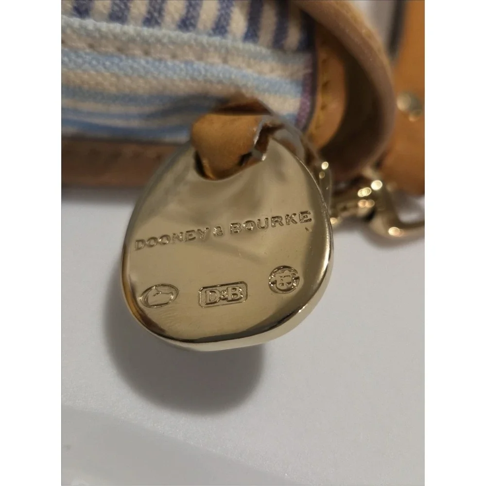 Dooney & Bourke Plaid Coated Canvas Leather Snap Blue‎ Duck Seersucker Wristlet